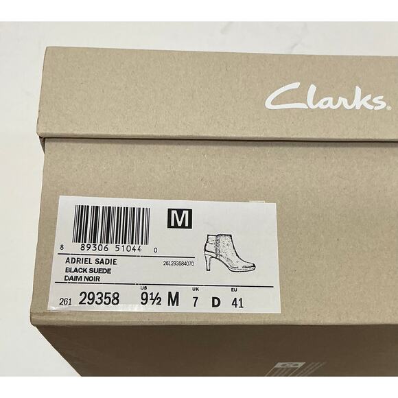 Clarks Collection Adriel Sadie Black Suede Booties Chic Comfort SZ 9.5M - Picture 9 of 11